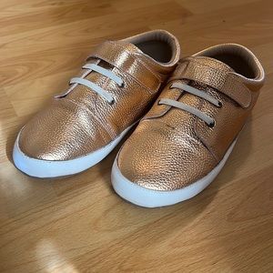 Monkeyfeet mama low tops